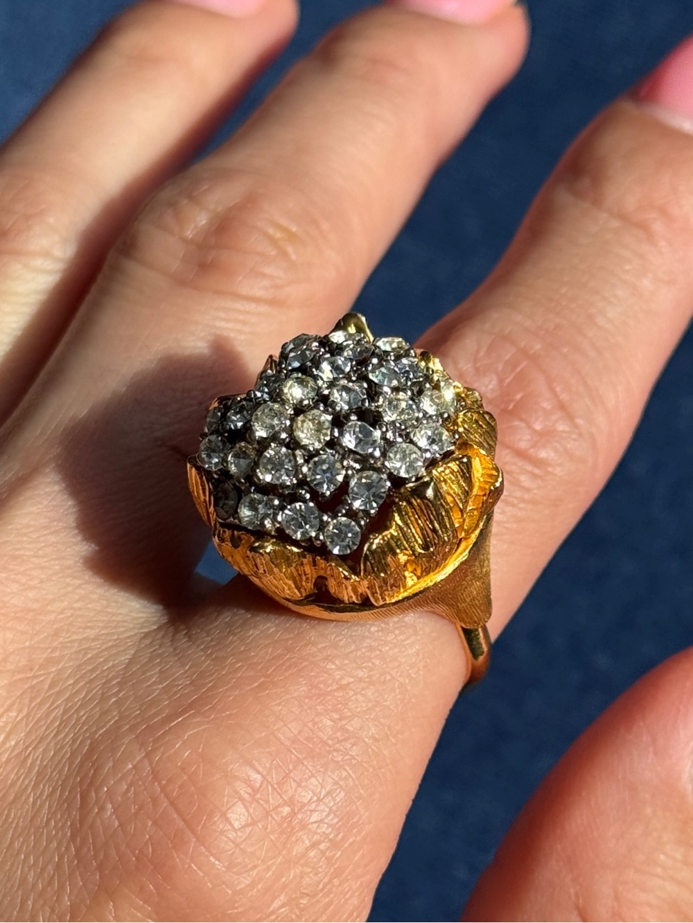 Stunning Rare✨ Vintage PANETTA Gold tone Cluster Rhinestone Cocktail Ring .‎